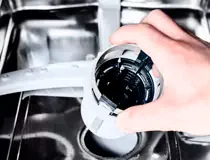 посудомоечная машина не сливает воду